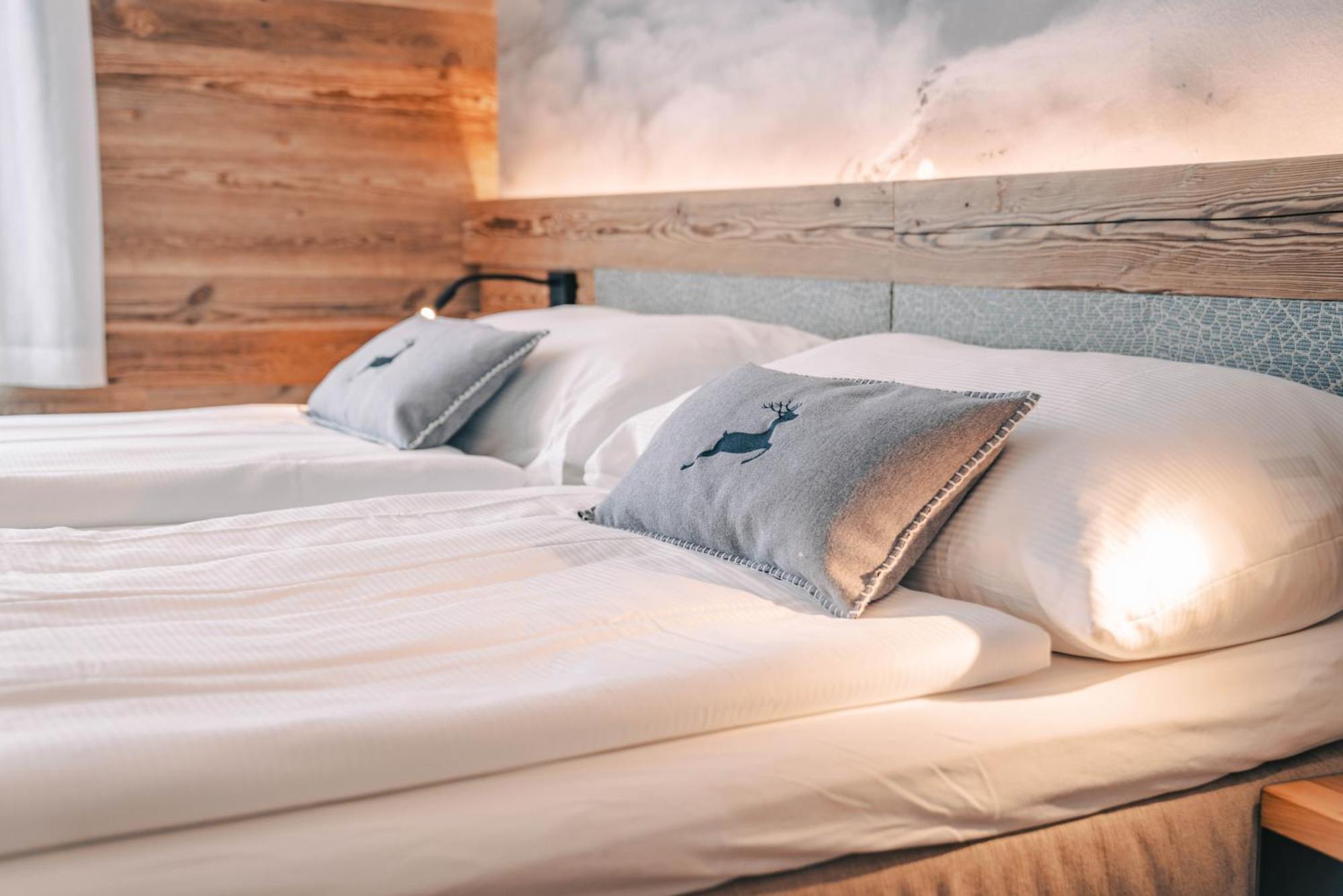 Alpine Lodge Zermatt Bagian luar foto