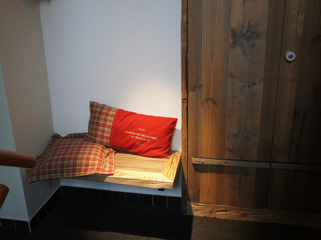 Alpine Lodge Zermatt Bagian luar foto